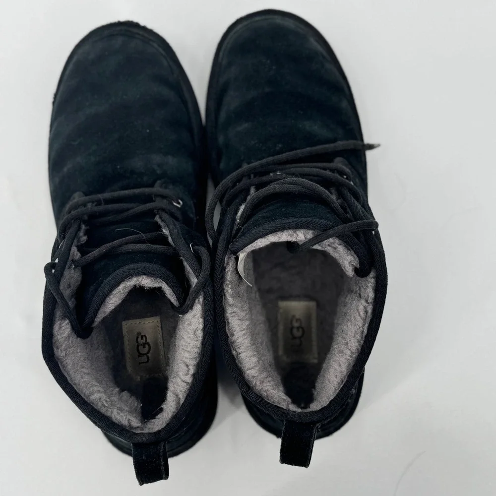 UGG Men's Neumel Chukka Boots Black Suede UGGplush Wool Lining Size 12‎ Fair